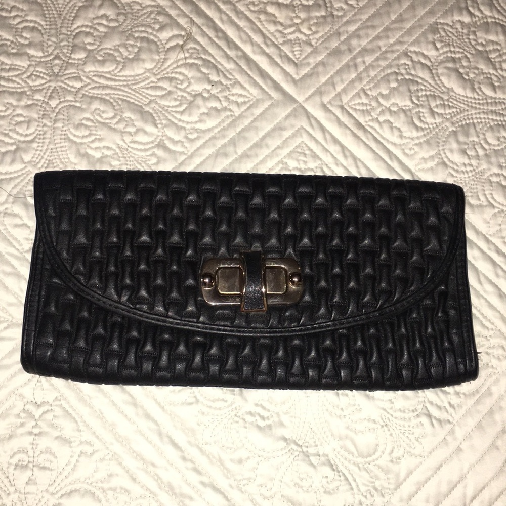 Black Clutch